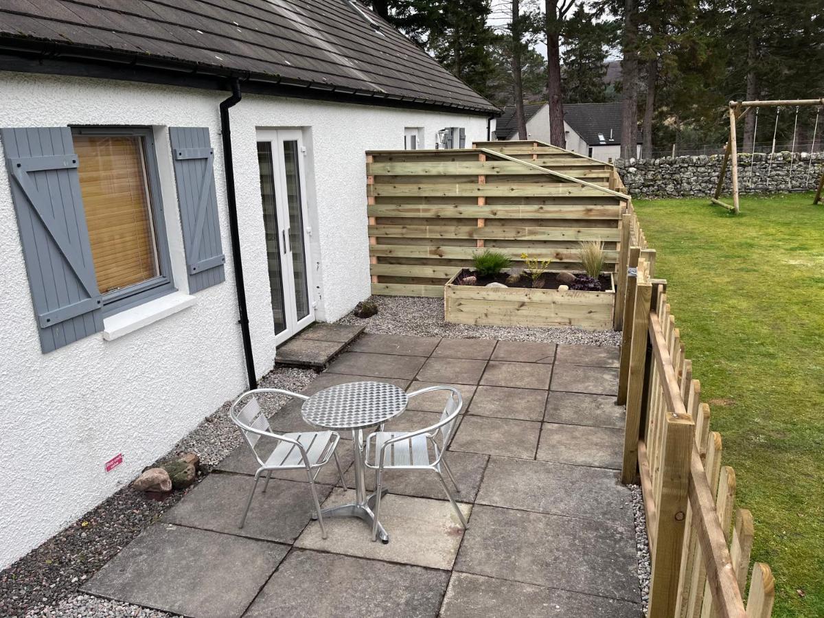 Highland Holiday Cottages Newtonmore Exterior photo